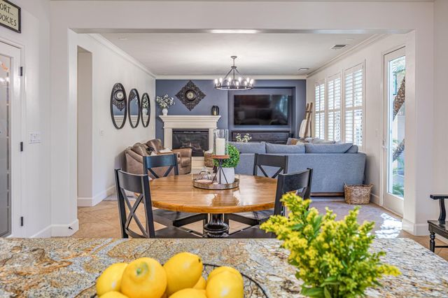 2190 Red Setter Rd, Rocklin, CA 95765