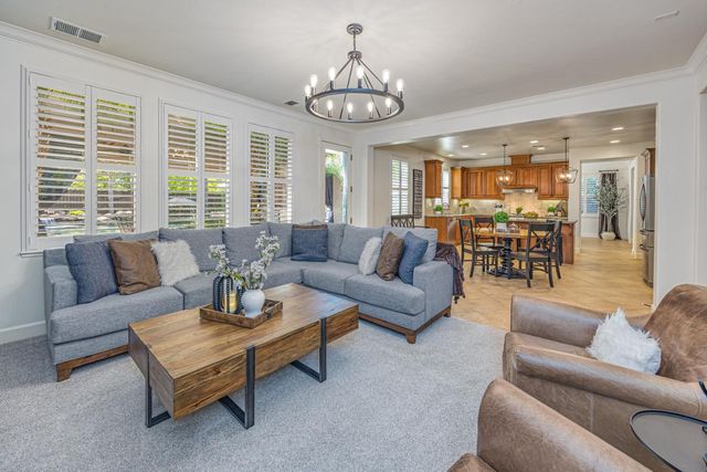 2190 Red Setter Rd, Rocklin, CA 95765