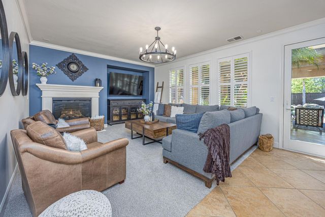 2190 Red Setter Rd, Rocklin, CA 95765