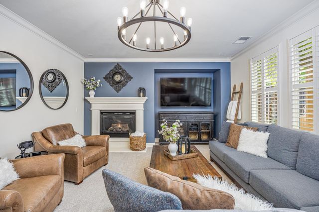 2190 Red Setter Rd, Rocklin, CA 95765