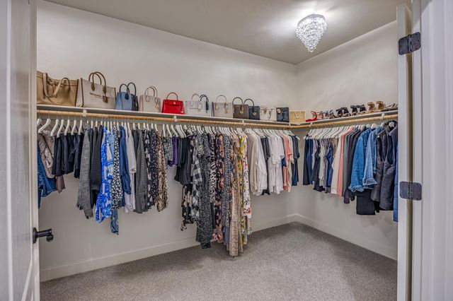 2190 Red Setter Rd, Rocklin, CA 95765