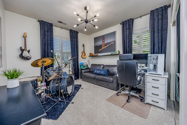 2190 Red Setter Rd, Rocklin, CA 95765