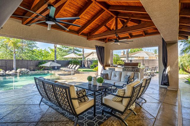 2190 Red Setter Rd, Rocklin, CA 95765