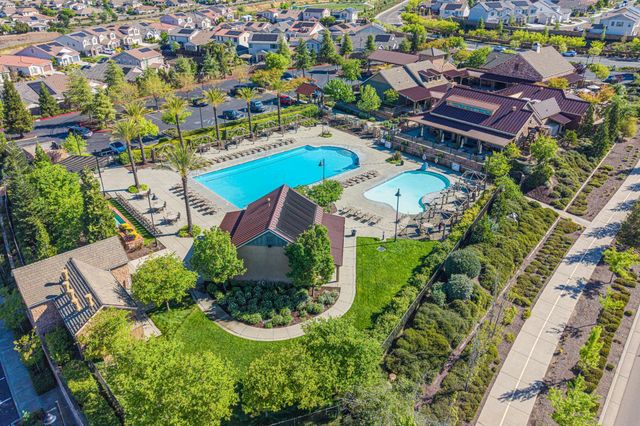 2190 Red Setter Rd, Rocklin, CA 95765