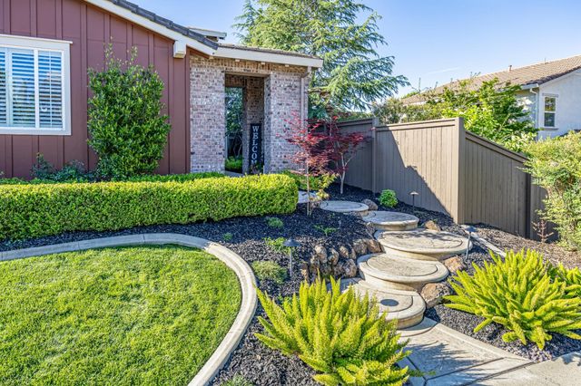 2190 Red Setter Rd, Rocklin, CA 95765