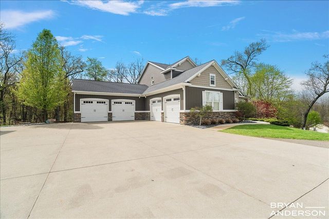 6380 5 Mile Road, Ada, MI 49301