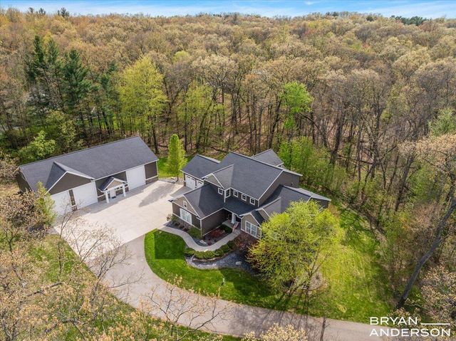 6380 5 Mile Road, Ada, MI 49301