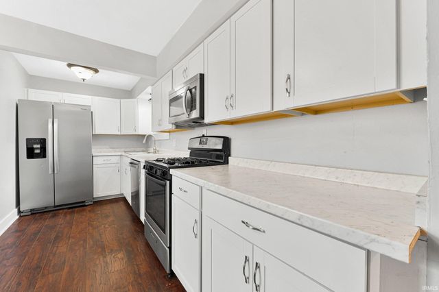 326 Arcadia Court, Fort Wayne, IN 46807