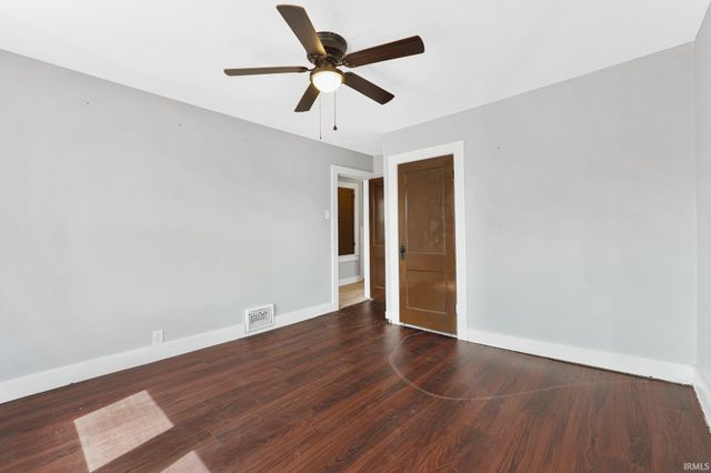 326 Arcadia Court, Fort Wayne, IN 46807