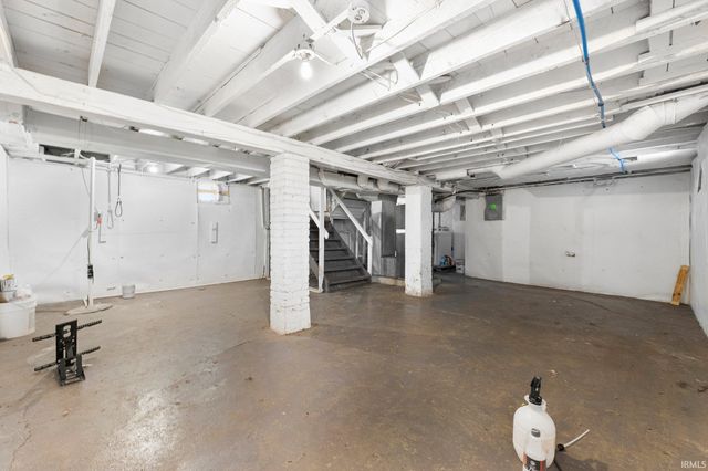 326 Arcadia Court, Fort Wayne, IN 46807