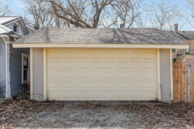 326 Arcadia Court, Fort Wayne, IN 46807