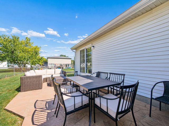5058 Silver Bow Drive, Hilliard, OH 43026