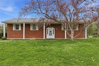 3252 Dellwood Avenue NW, Canton, OH 44708