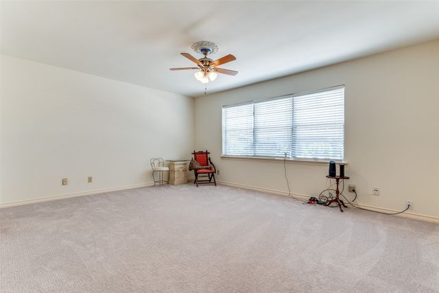 6230 Bandera Avenue A, Dallas, TX 75225