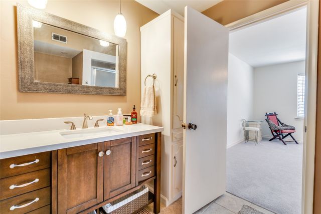 6230 Bandera Avenue A, Dallas, TX 75225