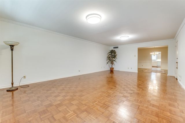 6230 Bandera Avenue A, Dallas, TX 75225