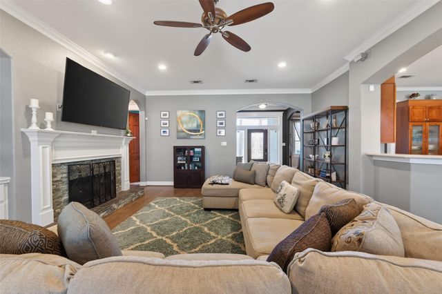 1211 Cypress Lane, Kingwood, TX 77339