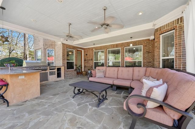 1211 Cypress Lane, Kingwood, TX 77339