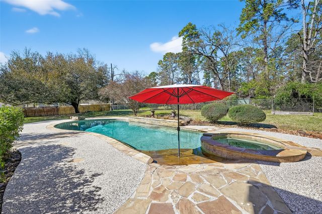 1211 Cypress Lane, Kingwood, TX 77339