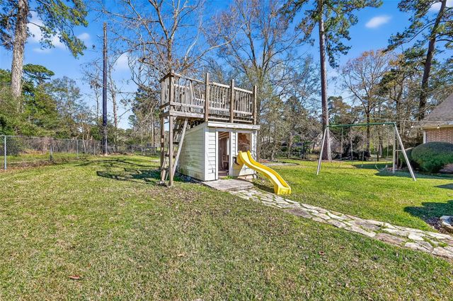 1211 Cypress Lane, Kingwood, TX 77339