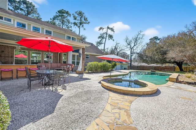 1211 Cypress Lane, Kingwood, TX 77339