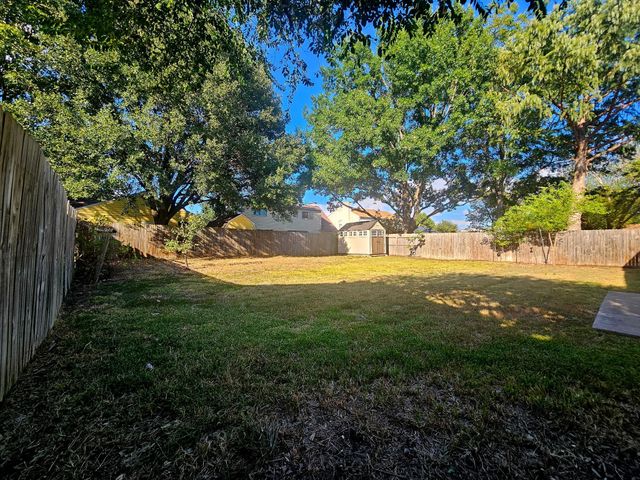 2626 Bennington Court, Grand Prairie, TX 75052