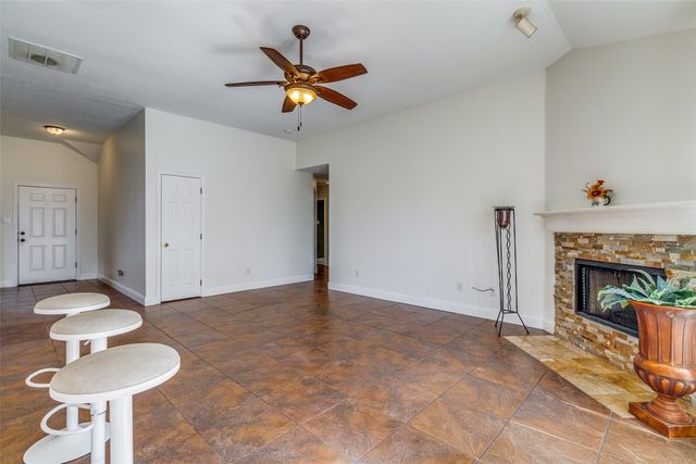 4621 Saint Francis Avenue, Dallas, TX 75227