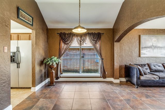 4621 Saint Francis Avenue, Dallas, TX 75227