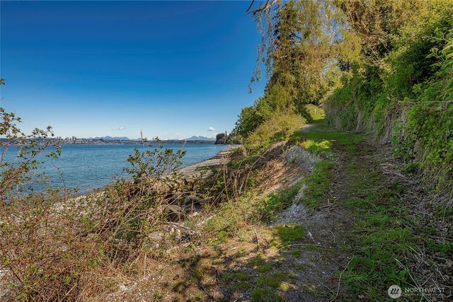 5941 Normar Place, Blaine, WA 98230