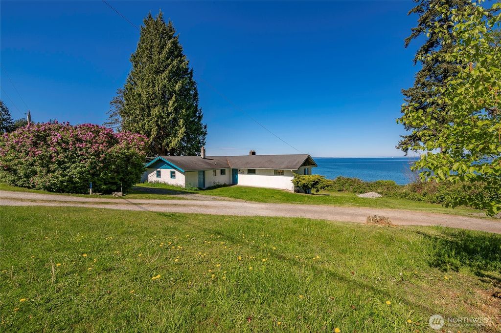 5941 Normar Place, Blaine, WA 98230