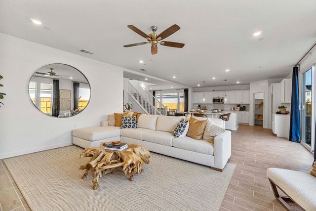 822 Traverse Drive S, Madera, CA 93636