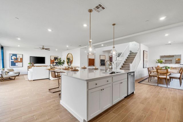 822 Traverse Drive S, Madera, CA 93636