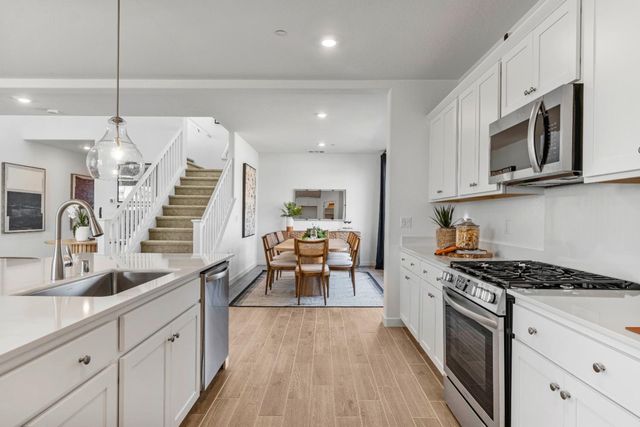 822 Traverse Drive S, Madera, CA 93636