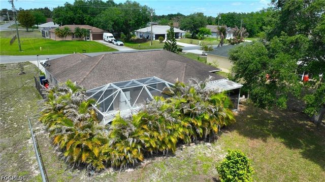 97 Blackstone DR, Fort Myers, FL 33913