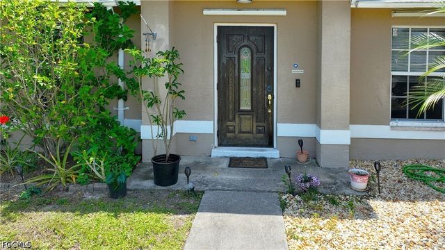 97 Blackstone DR, Fort Myers, FL 33913