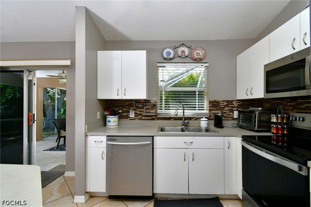 97 Blackstone DR, Fort Myers, FL 33913