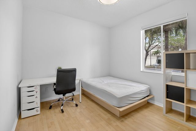 6244 SW 192nd Avenue, Fort Lauderdale, FL 33332