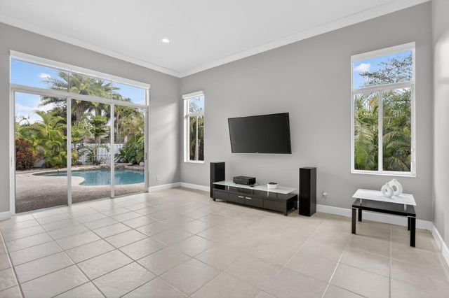 6244 SW 192nd Avenue, Fort Lauderdale, FL 33332