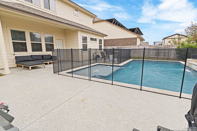 13905 Bellows, San Antonio, TX 78253