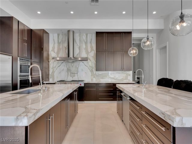 1493 Foothills Village Drive, Henderson, NV 89012