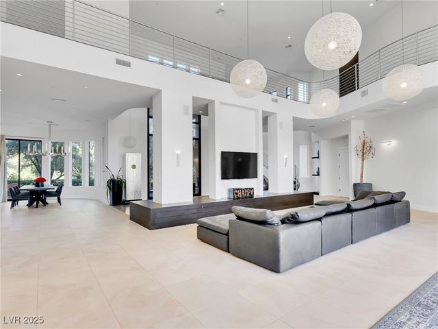 1493 Foothills Village Drive, Henderson, NV 89012