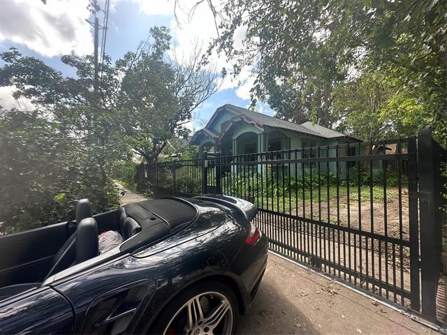 1004 Missouri Street, Houston, TX 77006