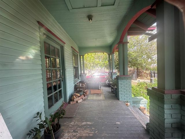 1004 Missouri Street, Houston, TX 77006