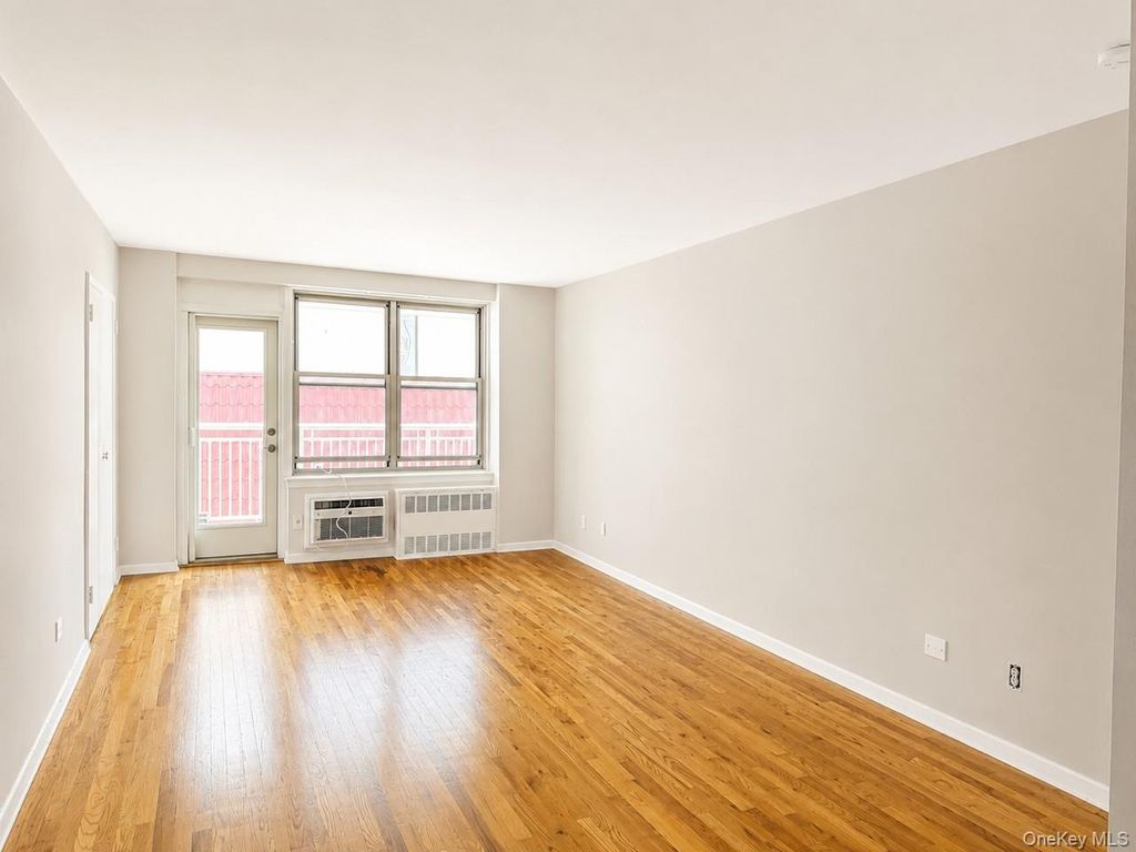 410 E Broadway 4T, Long Beach, NY 11561 — photo 5