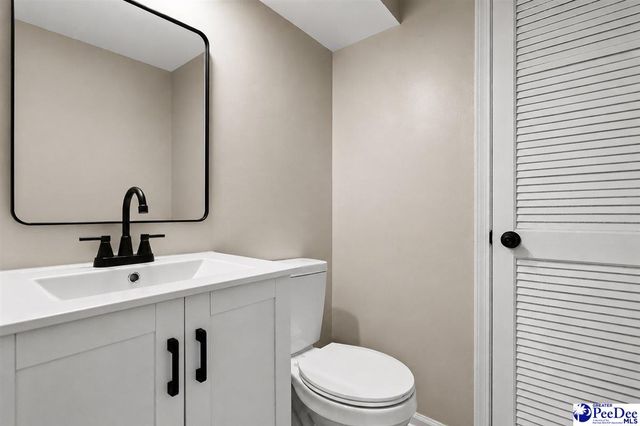 700 S Cashua Apt 10B, Florence, SC 29501