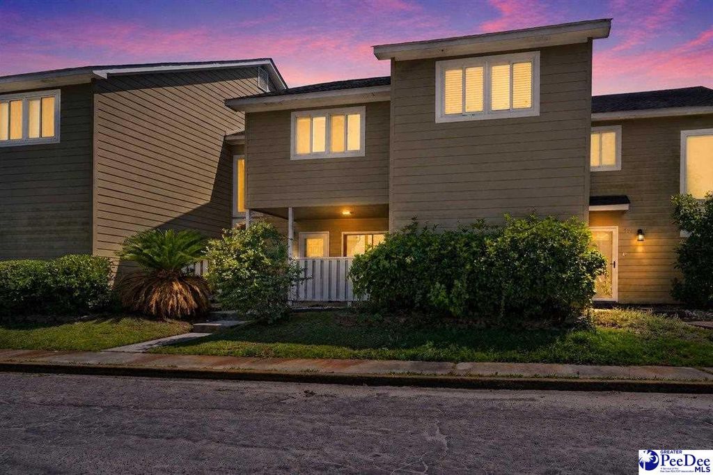 700 S Cashua Apt 10B, Florence, SC 29501