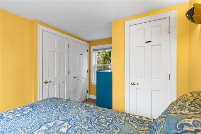 34 Railroad Ave, Yarmouth, MA 02675