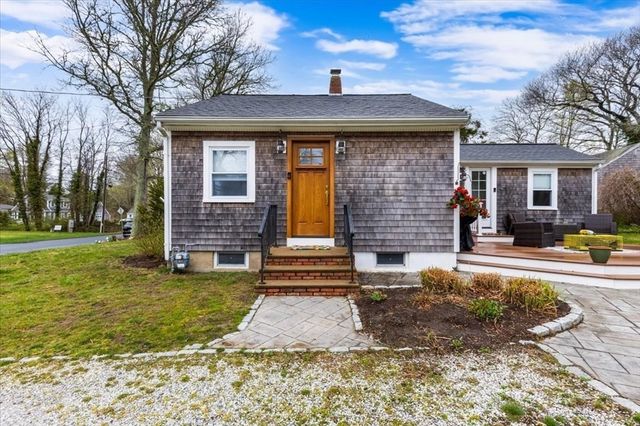 34 Railroad Ave, Yarmouth, MA 02675