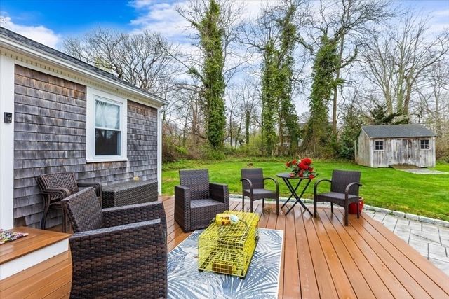 34 Railroad Ave, Yarmouth, MA 02675