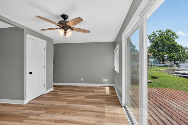 121 N Lakeside Drive, Michigan Center, MI 49254